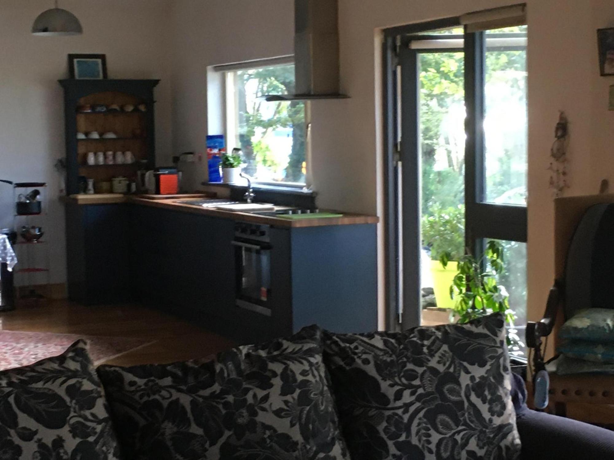 Granville House Apartments And Garden Suites Ballyferriter Ngoại thất bức ảnh