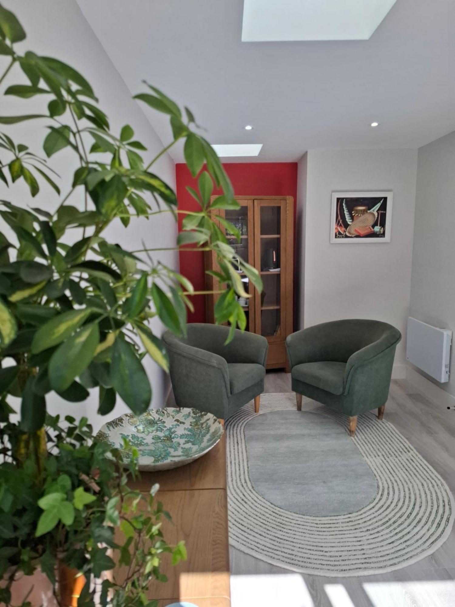 Granville House Apartments And Garden Suites Ballyferriter Ngoại thất bức ảnh