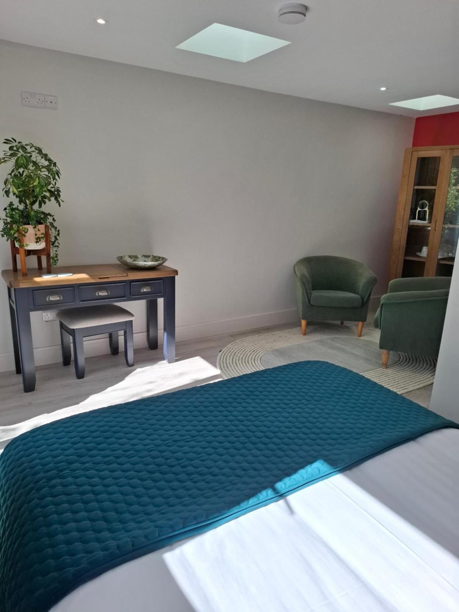 Granville House Apartments And Garden Suites Ballyferriter Ngoại thất bức ảnh